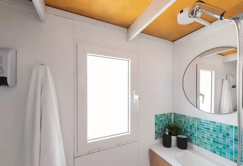 Hotelli Boat Haus Mediterranean Experience Alcaidesa  La Linea