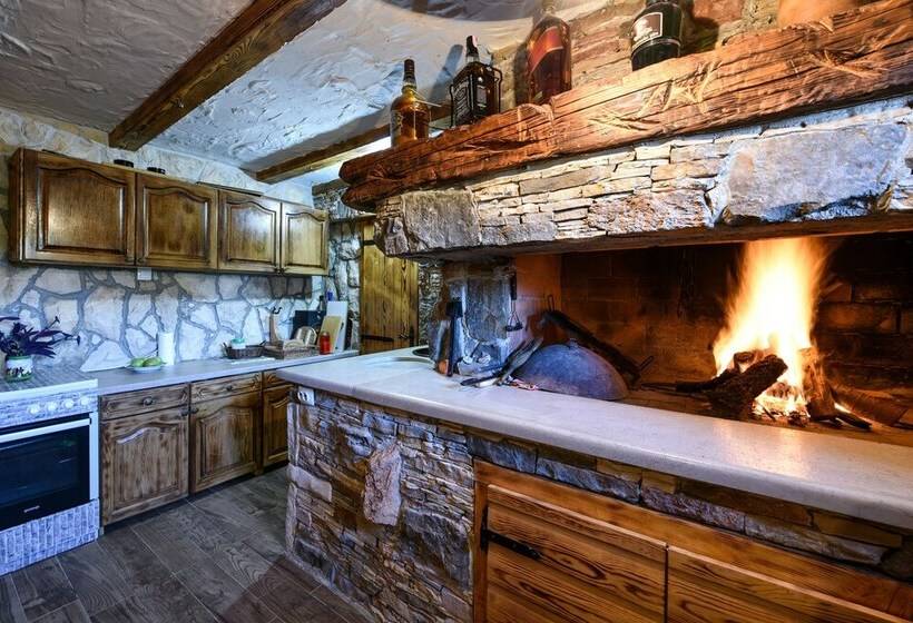 Holiday Apartments Yes Peace