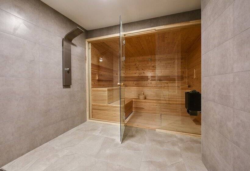 Holiday Apartments Yes Peace