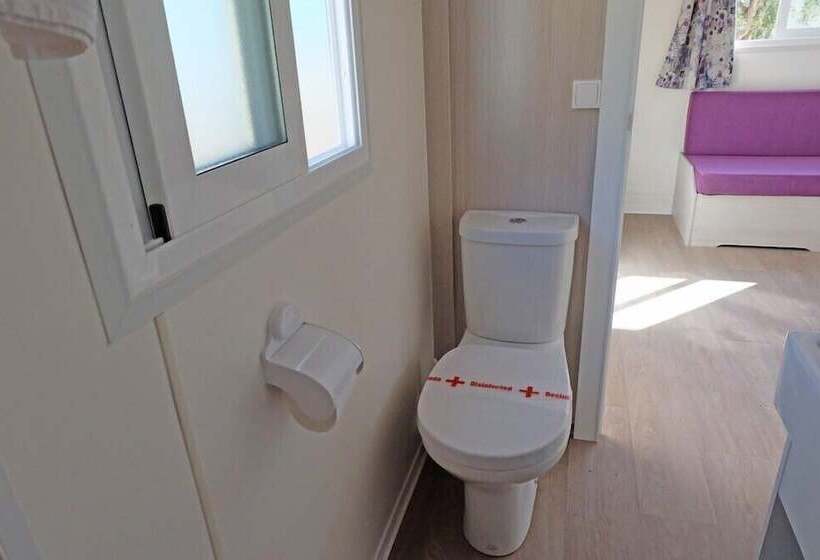 فندق Camping Naturista El Portús