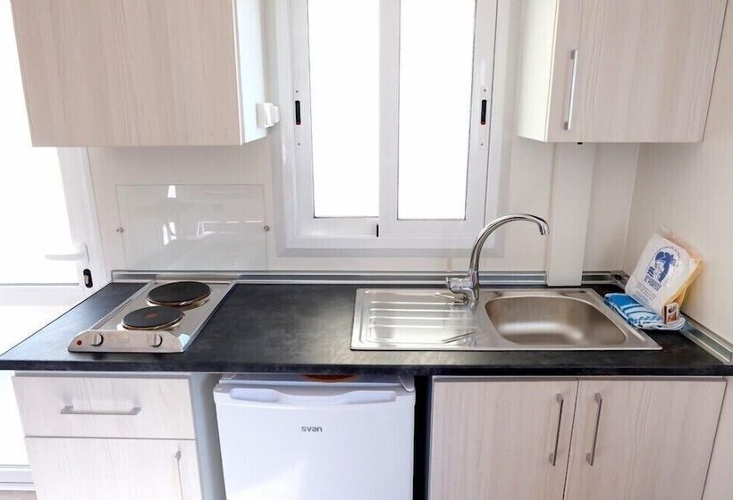 فندق Camping Naturista El Portús