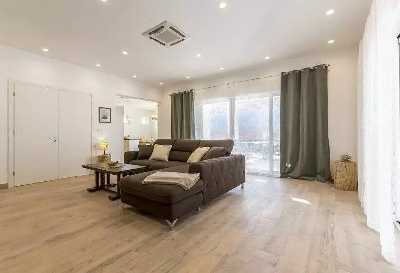 Luxury Villa Stella Near Split