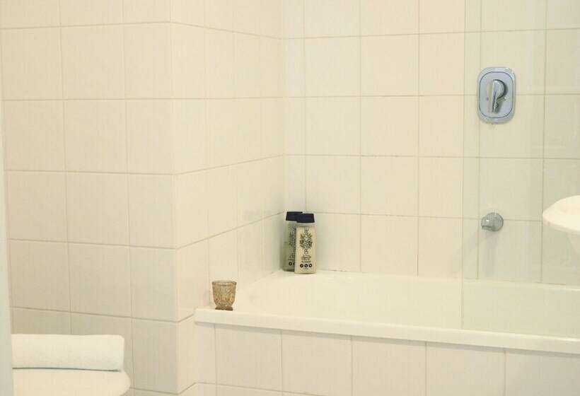 Metro Apartments South Melbourne Cbd Edge