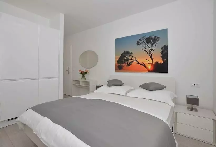 Villa Dalmatia Apartments
