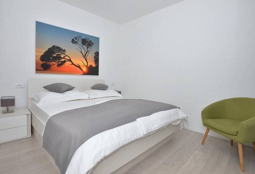 Villa Dalmatia Apartments