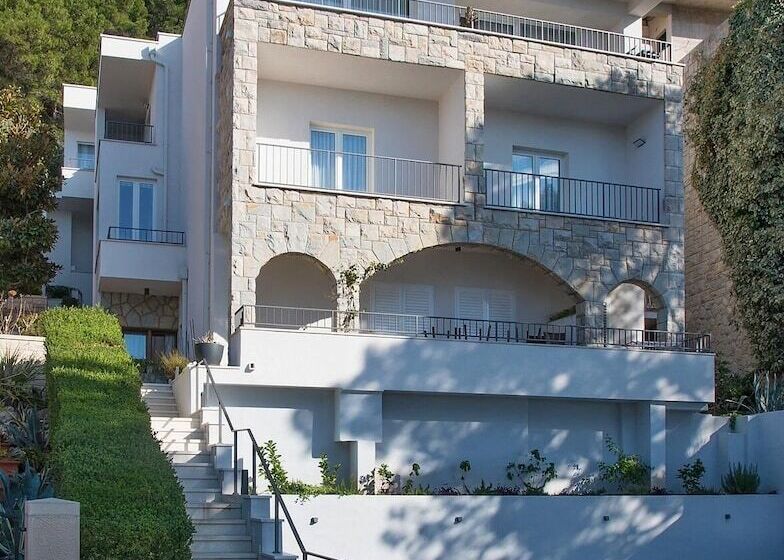 Villa Dalmatia Apartments