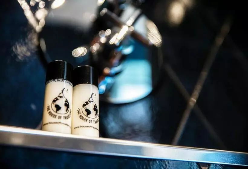 Caesar Suites   The House Of Travelers