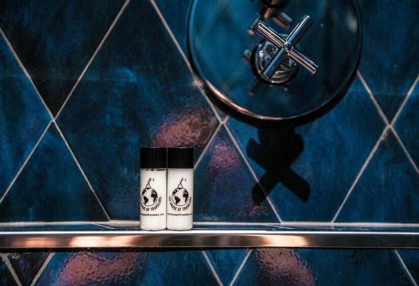 Caesar Suites   The House Of Travelers