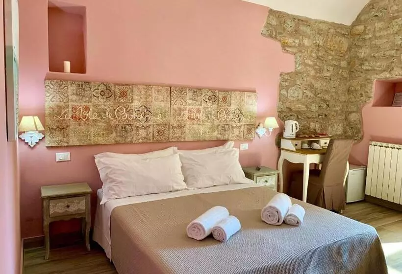 پانسیون Cernaia