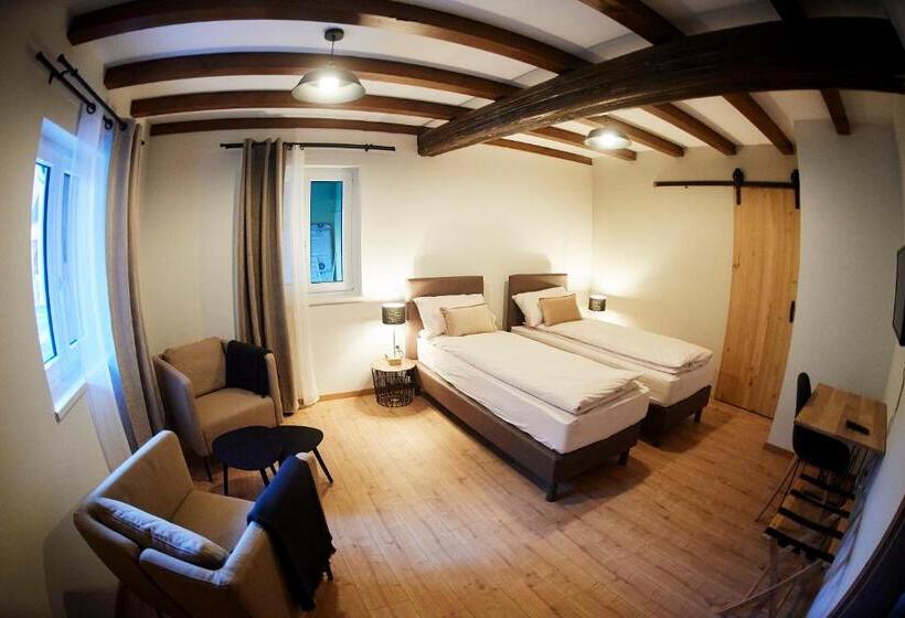 פנסיון La Forge