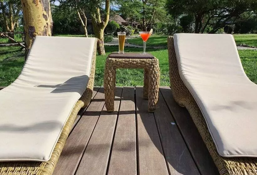 هتل Swara Acacia Lodge