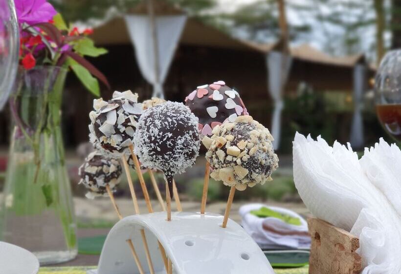 هتل Swara Acacia Lodge