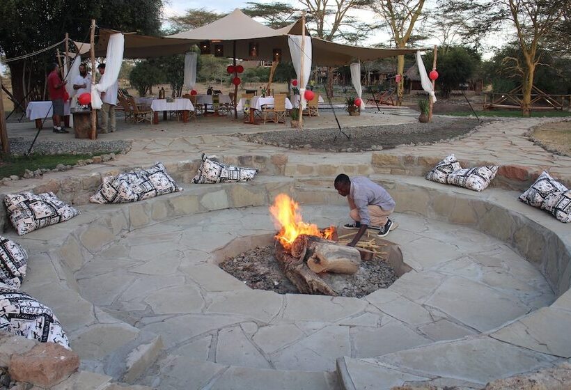 هتل Swara Acacia Lodge