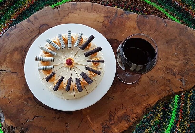 هتل Swara Acacia Lodge