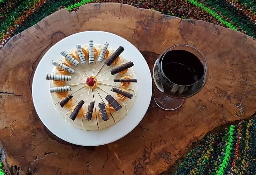 هتل Swara Acacia Lodge