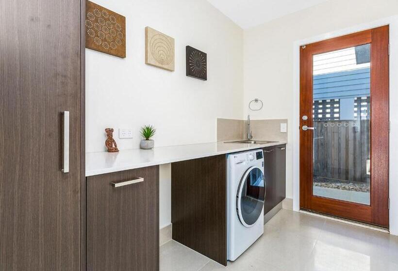 Pebbles At Casuarina Beach With Pool