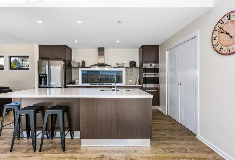 Pebbles At Casuarina Beach With Pool