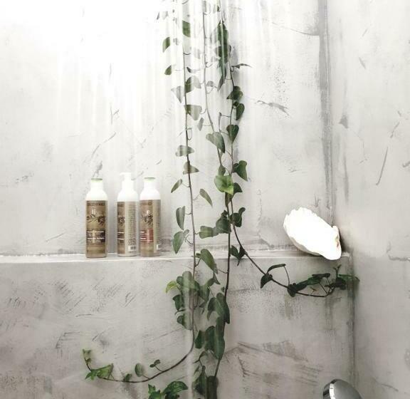 Aretousa Deluxe Downtown Apartment