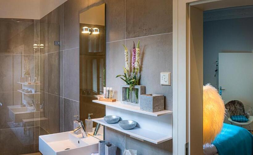 Blumeins Das Refugium