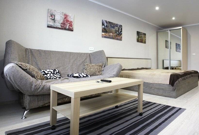 Dobrye Sutki Apartment On Krasnoarmeyska