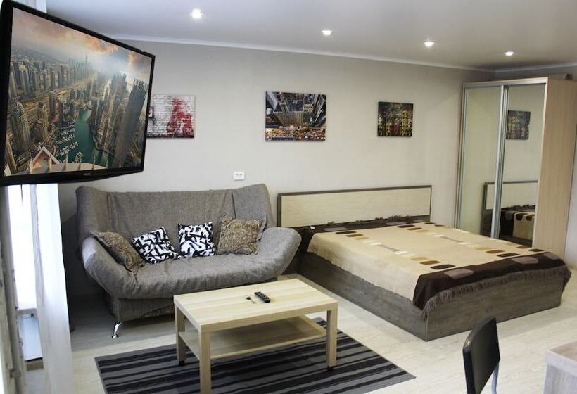 Dobrye Sutki Apartment On Krasnoarmeyska