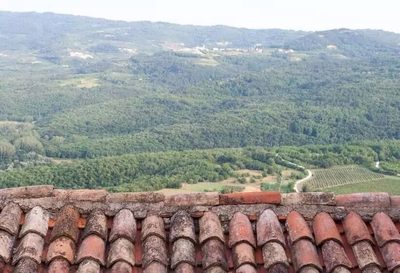 ペンション Houses Of Motovun