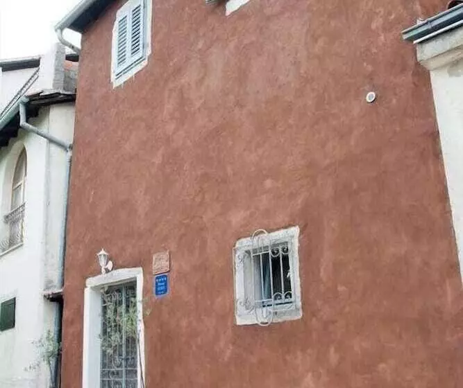 ペンション Houses Of Motovun