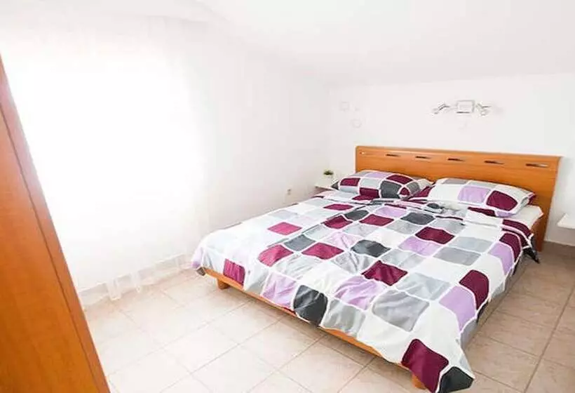 Villa Mona