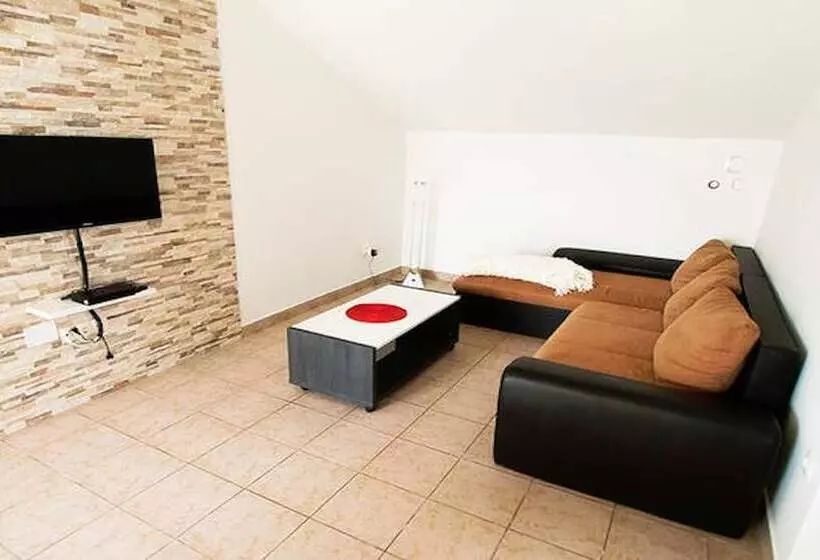 Villa Mona