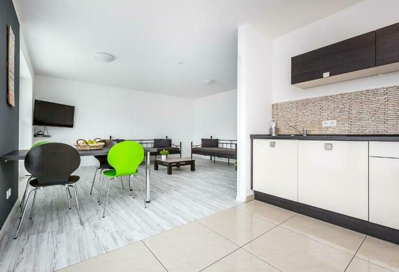 Apartment Köln Rath