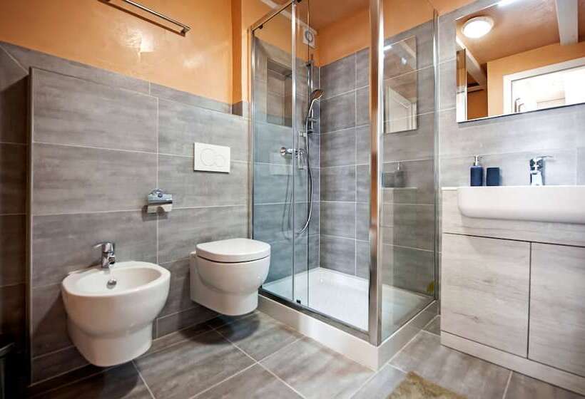 Apartments Casa Roccia Bianca