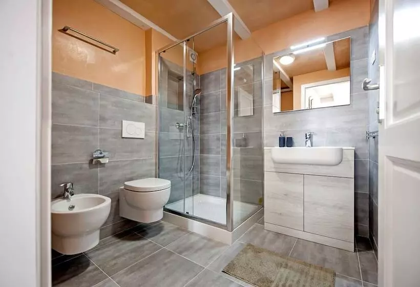 Apartments Casa Roccia Bianca