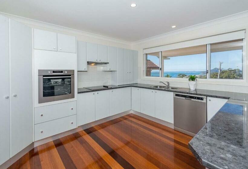 Canomii Close 24  Nelson Bay