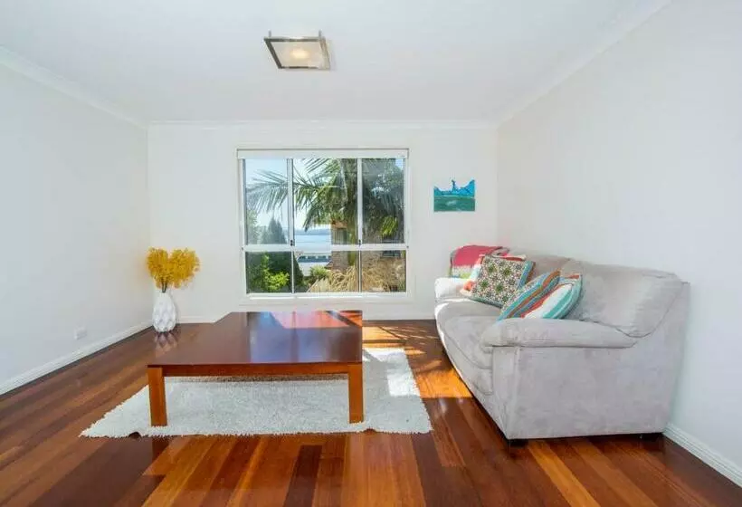 Canomii Close 24  Nelson Bay