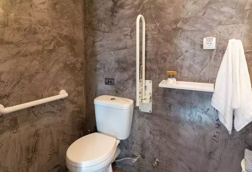 Chroma Lodge Pikermi