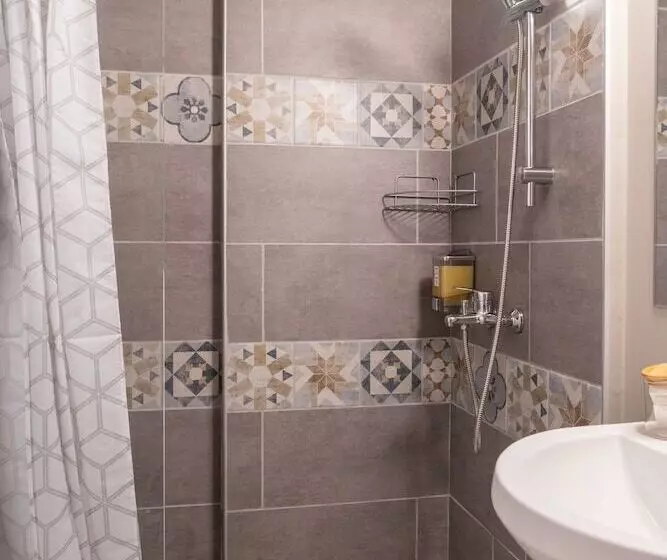 Chroma Lodge Pikermi