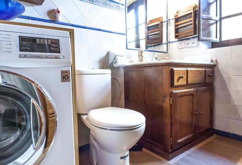 Corral De La O Triana Apartment By Valcambre