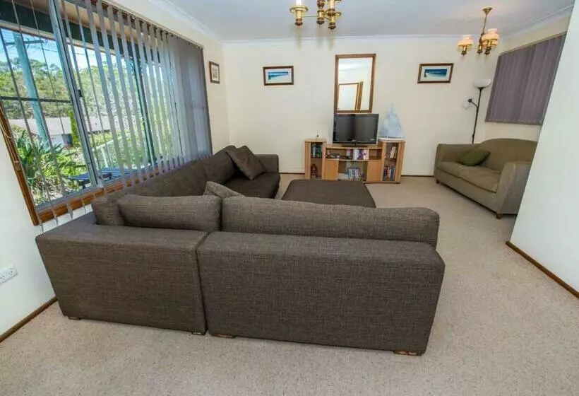 Government Rd 63 Shoal Bay