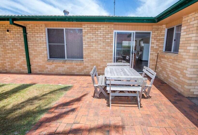 Government Rd 63 Shoal Bay