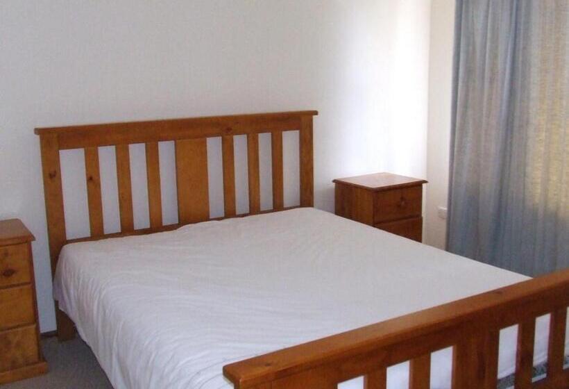 Government Rd 63 Shoal Bay