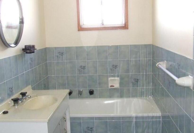 Government Rd 63 Shoal Bay