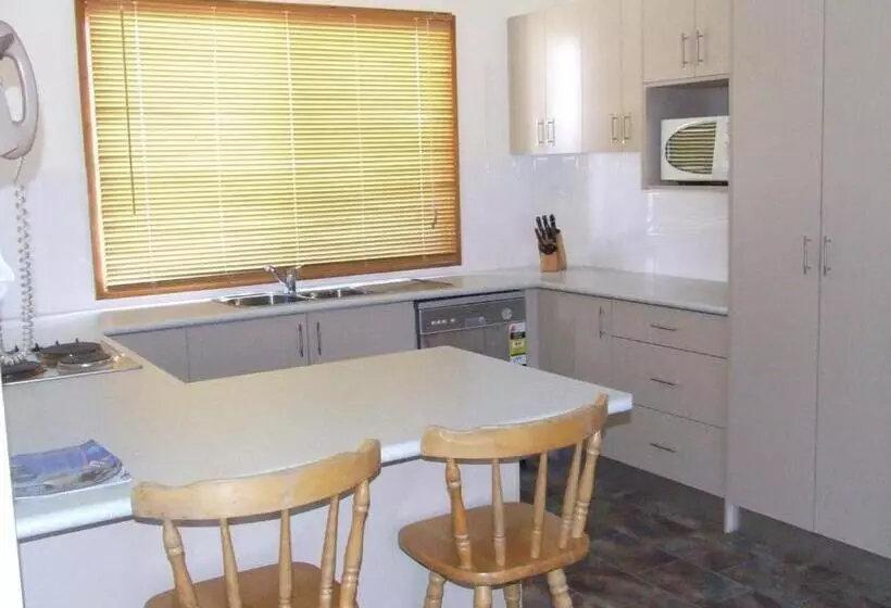 Government Rd 63 Shoal Bay