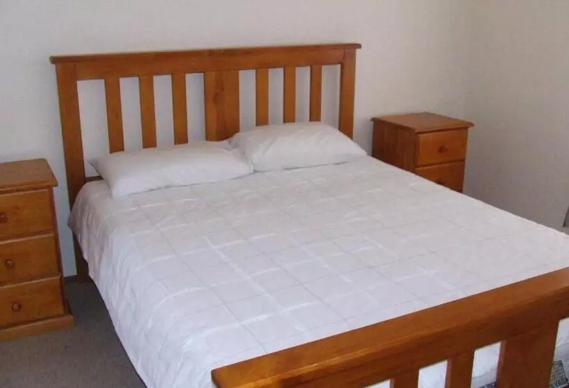 Government Rd 63 Shoal Bay