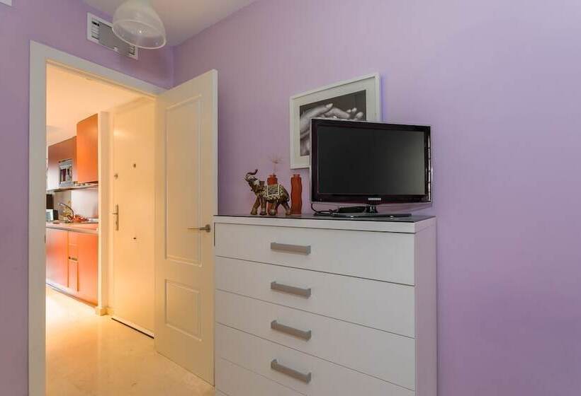 Near To The Beach And Parking Torrealmadena Los Patos 100