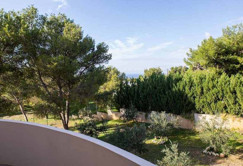 Nikis Dream Comfy Apartments