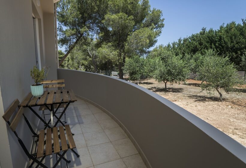 Nikis Dream Comfy Apartments