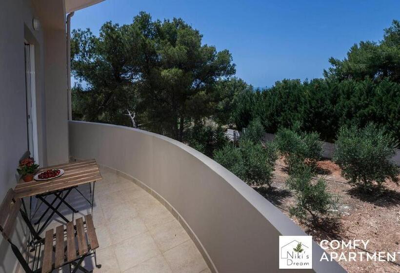 Nikis Dream Comfy Apartments