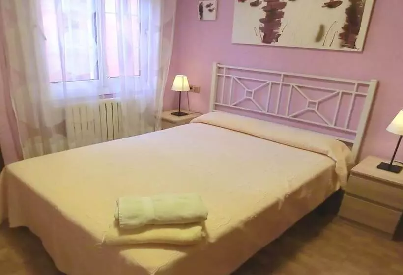 104648    Villa In Blanes