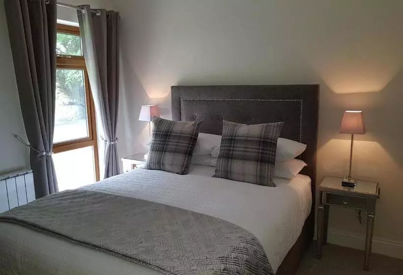 Aamiaismajoitus (B&B) Slievemore House