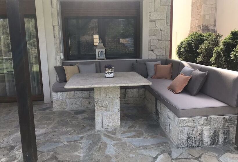 Luxury Maisonette In Halkidiki